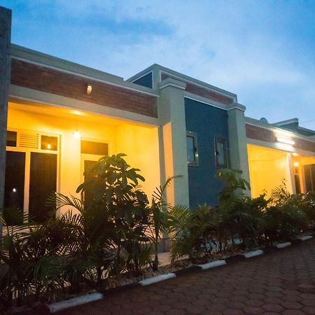 Avisha Town Hotel Кигали Экстерьер фото