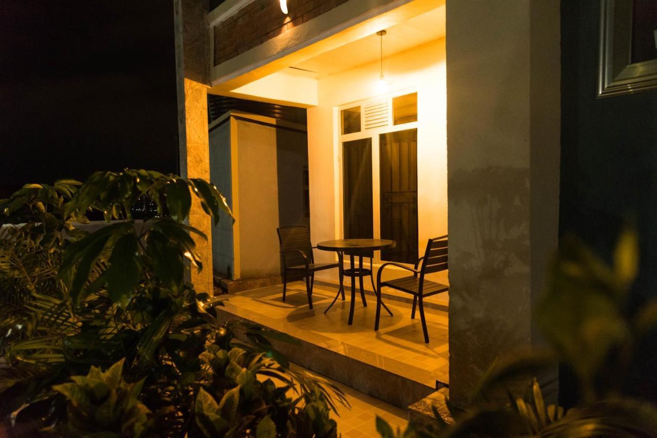 Avisha Town Hotel Кигали Экстерьер фото
